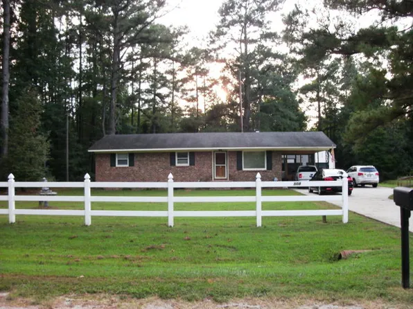 508 Kimberly Dr, Rocky Mount, NC 27803