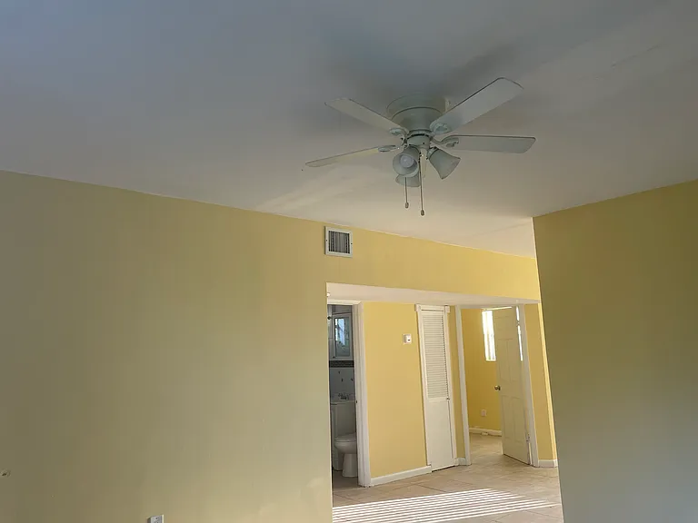 14 NW 169th St #2 — Photo 8