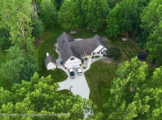 3464 S Fenmore Rd, Merrill, MI 48637