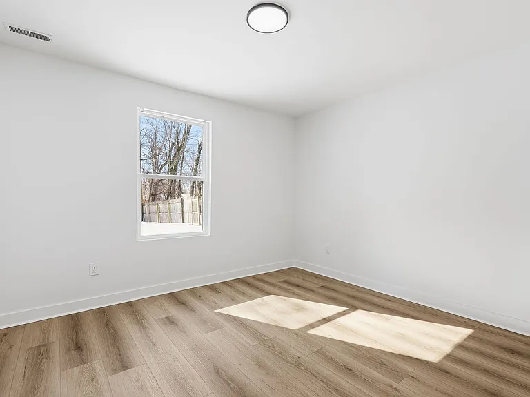 29 Rocky Pool Ln — Photo 10