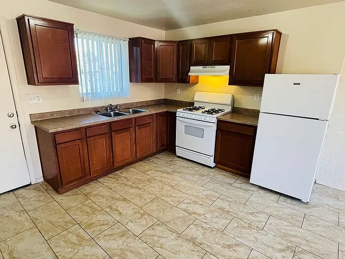 3521 N Flowing Wells Rd #3 — Photo 5