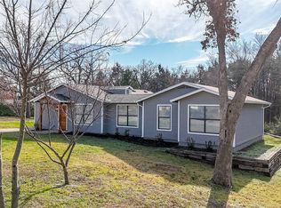 938 Amsden St, Denison, TX 75020