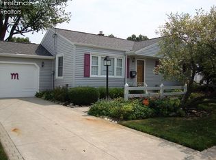 2108 Stahlwood Dr, Sandusky, OH
