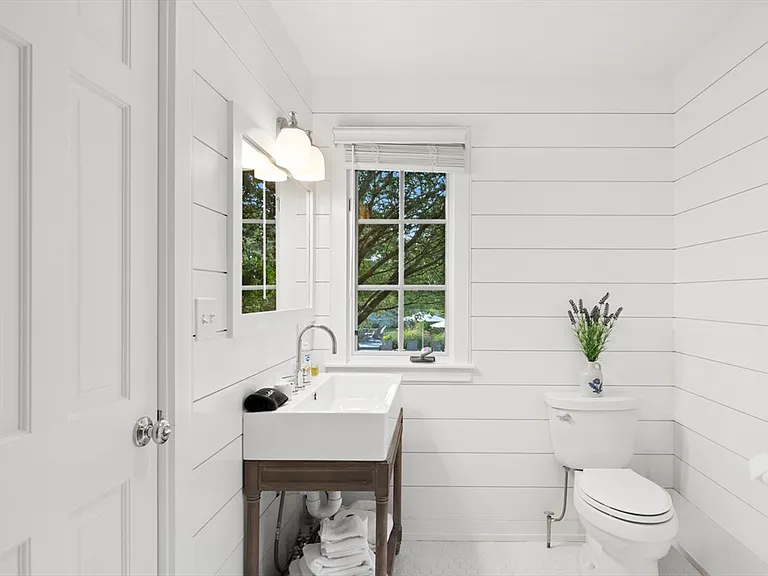 2 Drew Ln — Photo 9