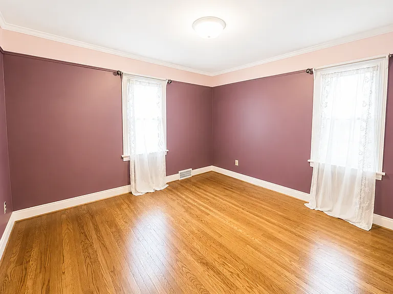 414 Cornell Pl — Photo 5