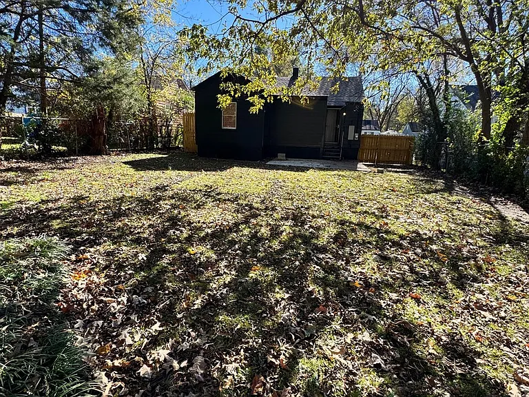 3154 Hopkins Ave — Photo 23
