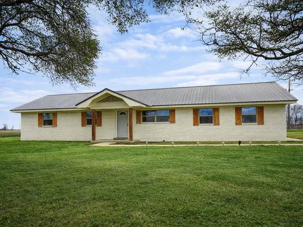 56 Kroeker Rd, Moorhead, MS 38761