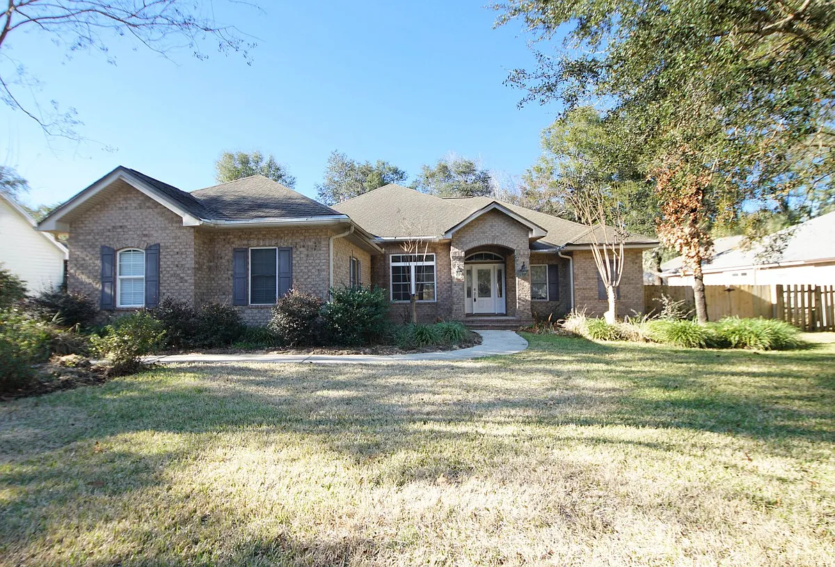 Building Photo - 812 Coldwater Creek Cir
