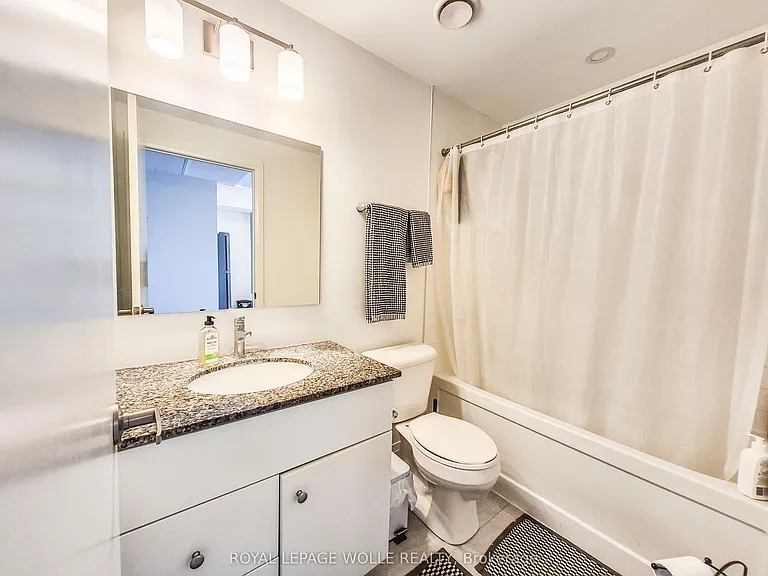 108 Garment St #2107 — Photo 10