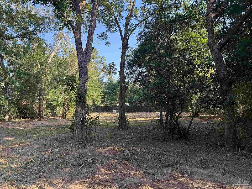 1st image of 2704 Eureka Ln