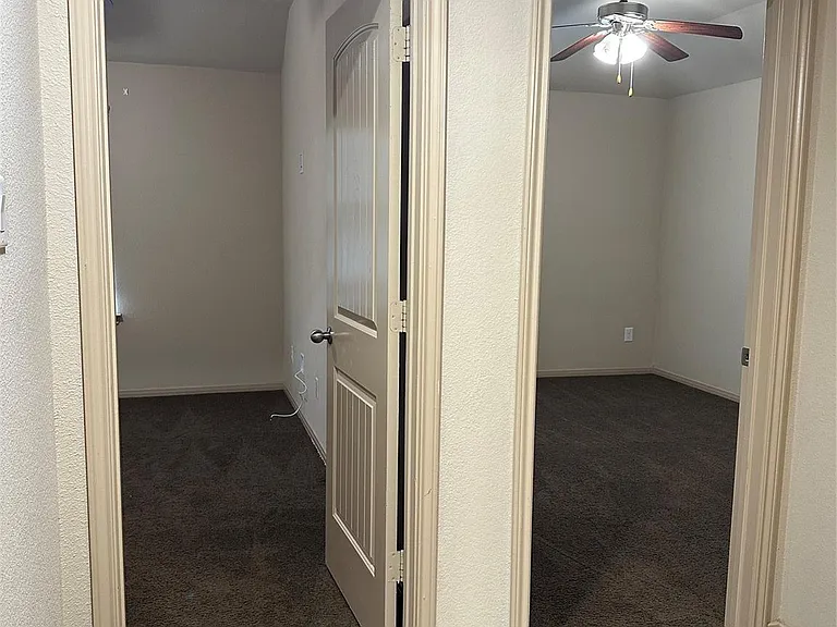 2423 Garden Shadow Dr — Photo 21