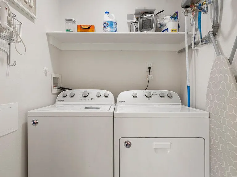 S Atlanta Pl — Photo 28