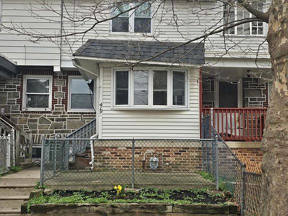 2nd image of 419 Gilpin Rd