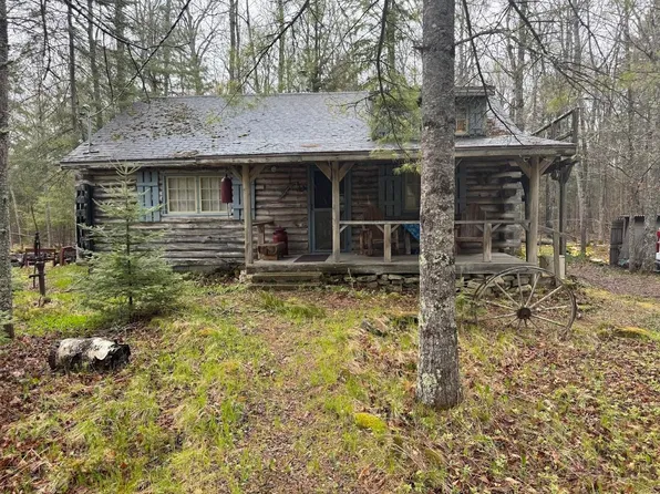 6031 Lakeshore Rd, Sturgeon Bay, WI 54235