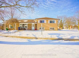 24 Shoreview Dr #E10, Toronto, ON M1E 3R2