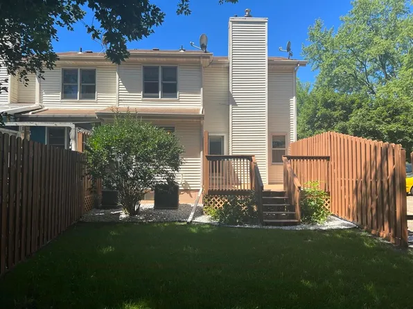 5 S Thompson Dr, Madison, WI 53714