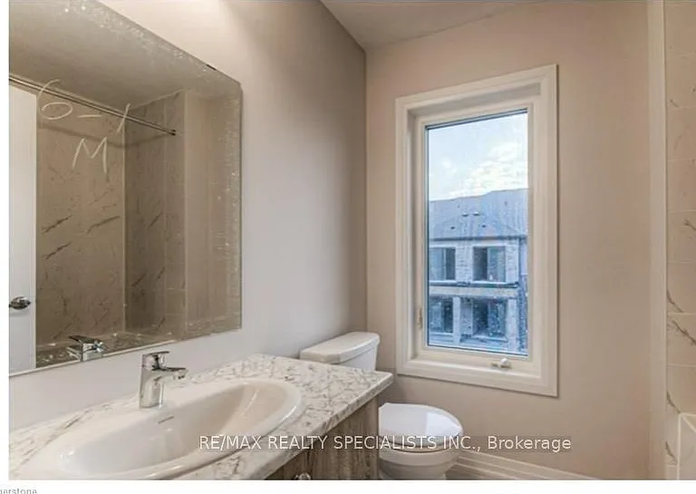 585 Colborne St #601 — Photo 24