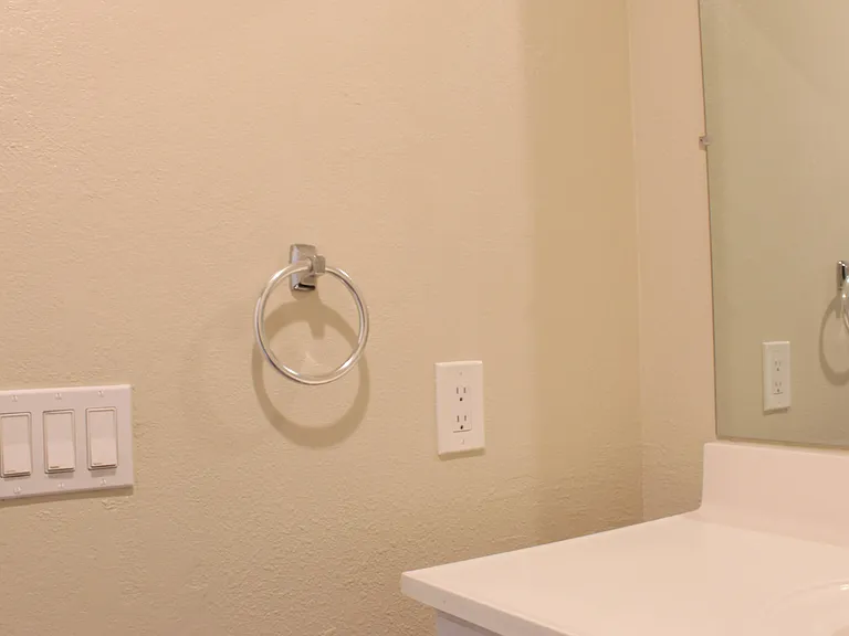 2318 Heidi Pl #4 — Photo 6