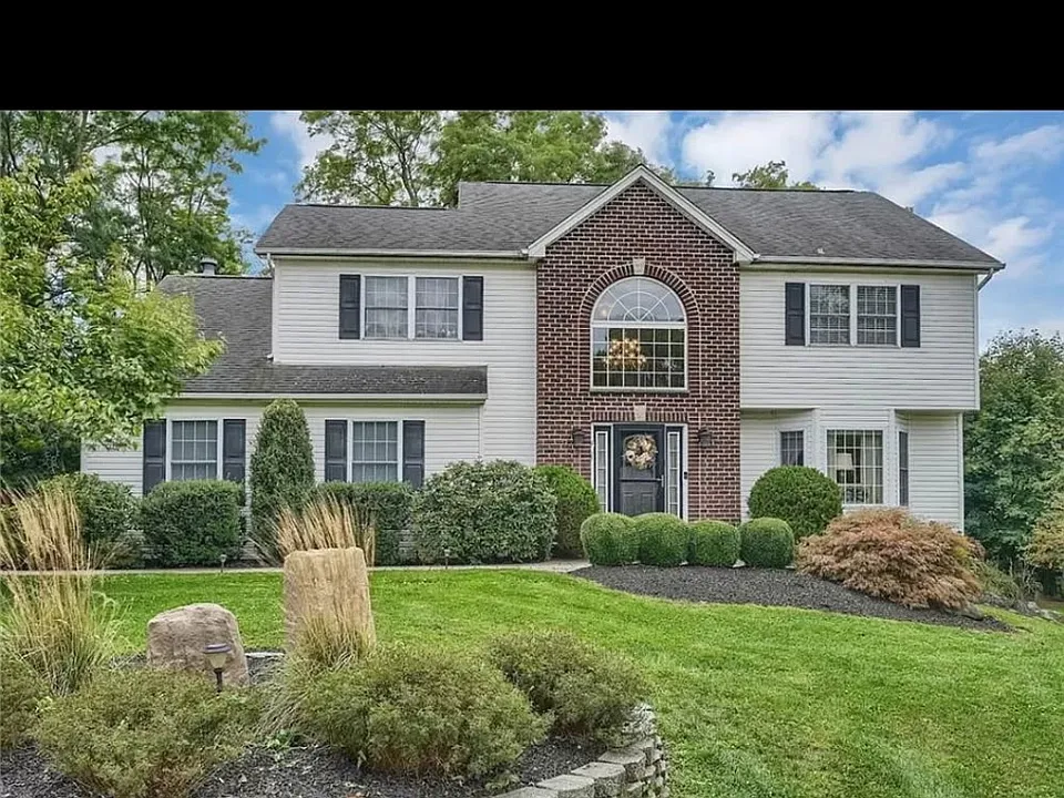 97 Pelham Dr
