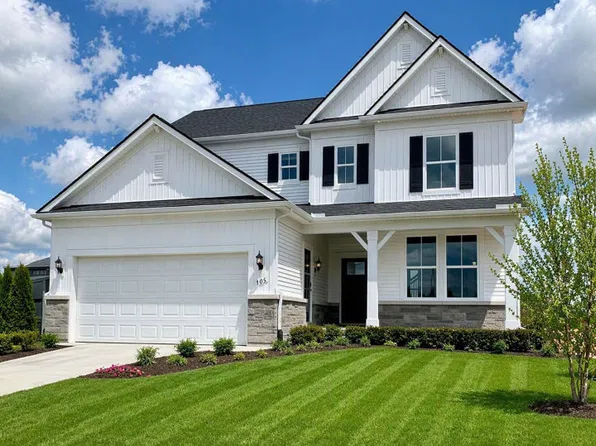 684 Gretchen Ln, Saline, MI 48176