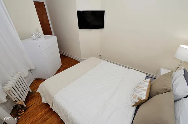 Rented by Corcoran | media 20