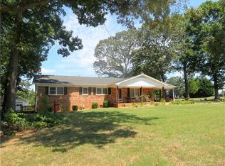 1086 N Hill Dr, LINCOLNTON, NC 28092