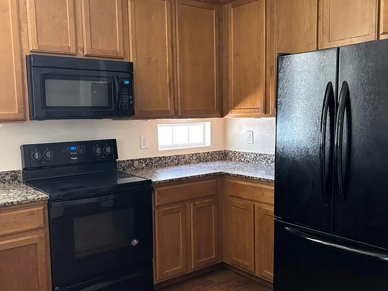10060 E Isabella Ave — Photo 2