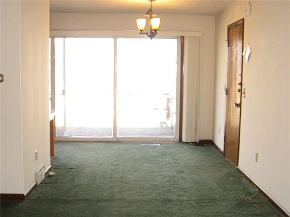 4th image of 1430 W Grandview Blvd