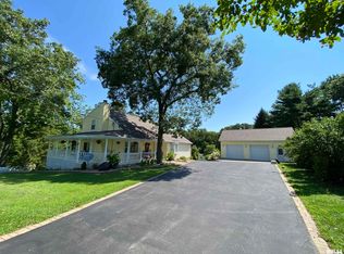 298 N Townhall Rd, Metamora, IL 61548