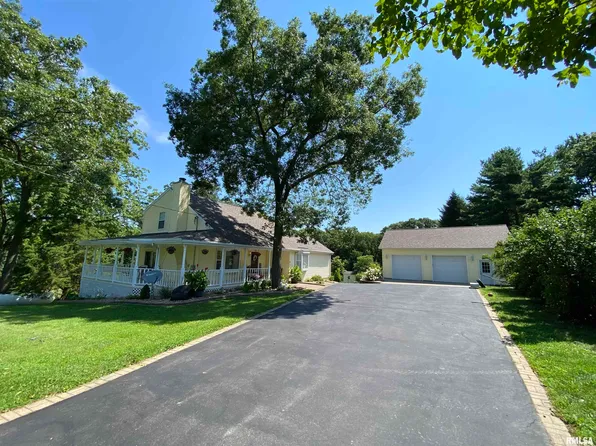 298 N Townhall Rd, Metamora, IL 61548