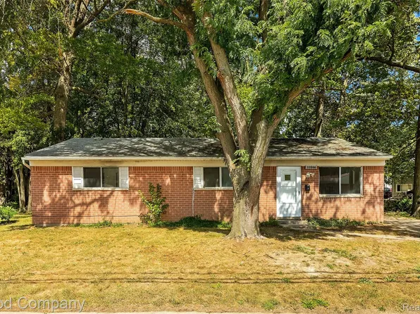 33200 Grand Traverse St, Westland, MI 48186