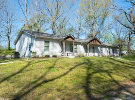 2005 Coldwater Rd, Woodstock, AL