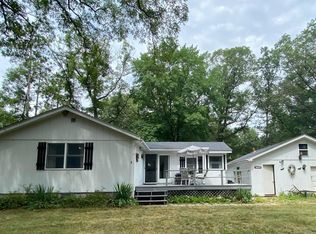 2291 W 22nd St, Fremont, MI 49412