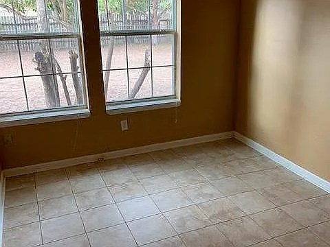 1205 Florence Rd #- — Photo 11
