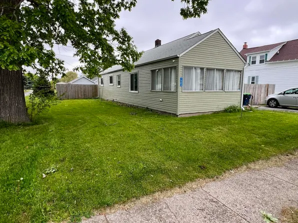 1503 S Van Buren St, Bay City, MI 48708