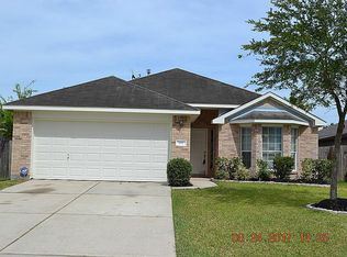 108 Mustang Stampede Dr, La Marque, TX 77568
