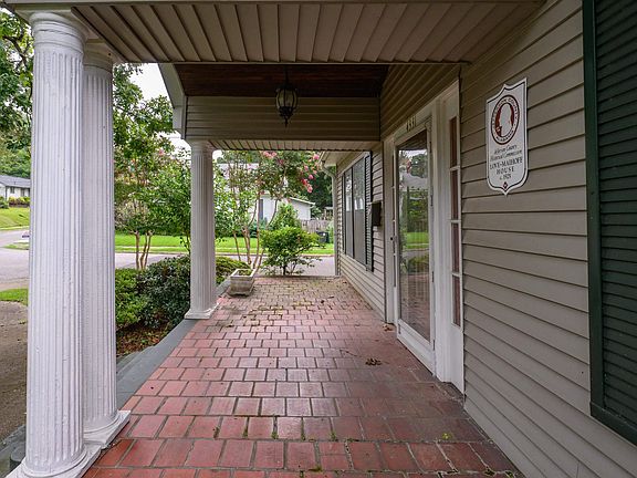 5th image of 4331 6th Ave S