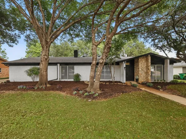 4512 Starlight Dr, Haltom City, TX 76117