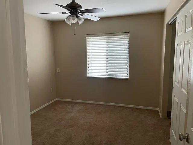 1001 E Goodwin St #104 — Photo 3