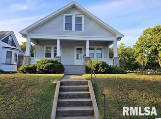 1933 State St, Quincy, IL 62301