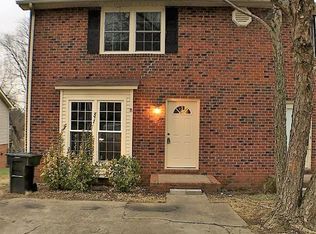 1027 Silver Point Dr, Murfreesboro, TN 37130
