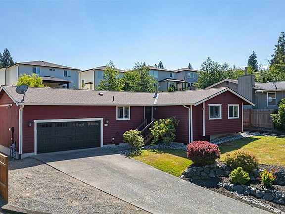 2nd image of 2365 Heather Drive