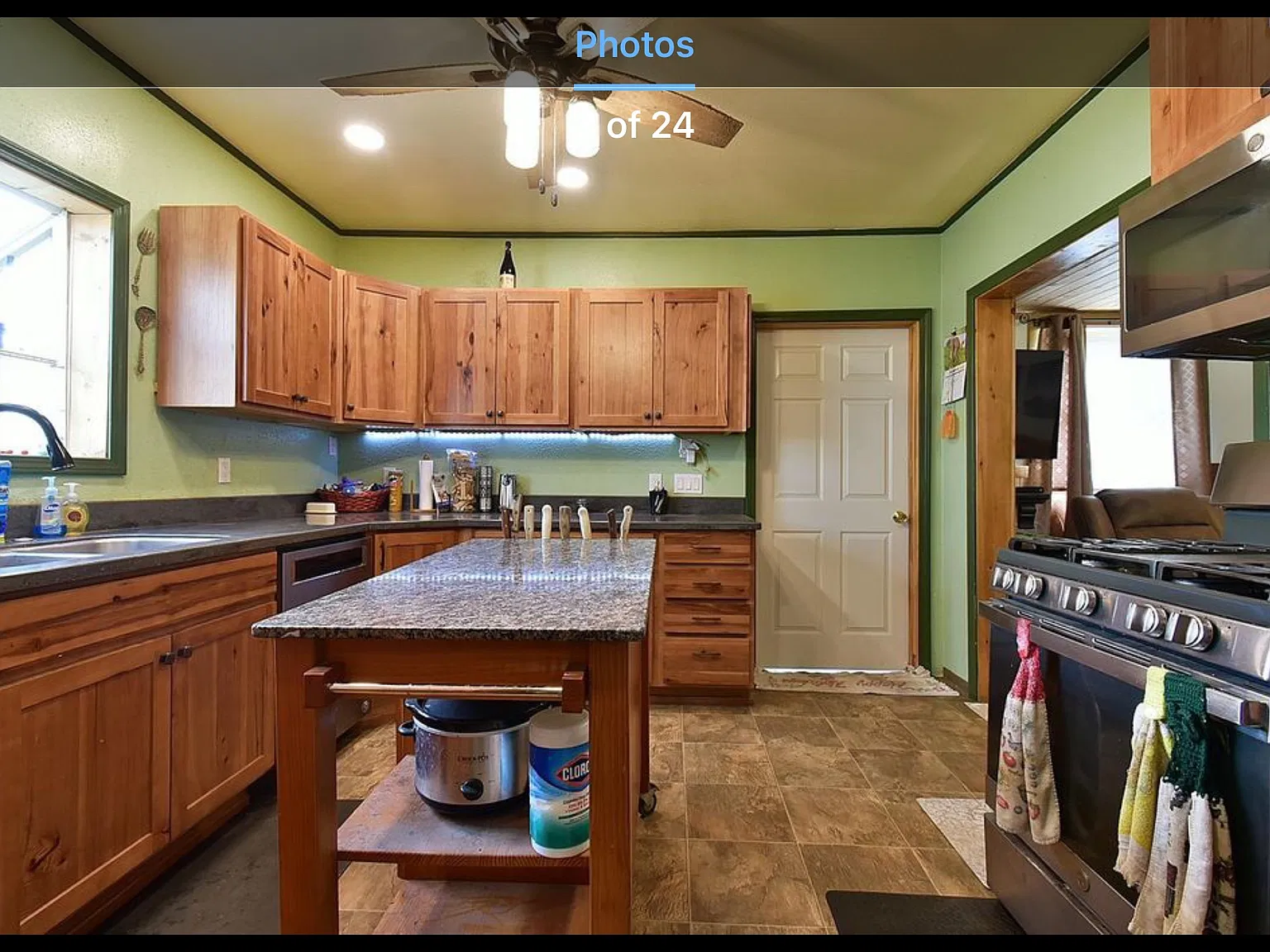 2 bed, 1040 sqft, $1,500 — Photo 4