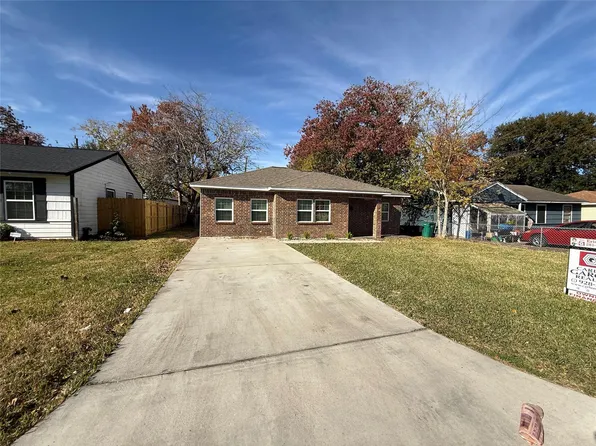 2411 Rosemead Dr, Pasadena, TX 77506