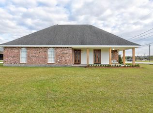 104 Autumn Ridge Dr, Thibodaux, LA 70301