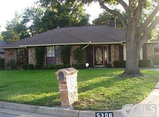 5306 Oak Branch Dr, Arlington, TX 76016