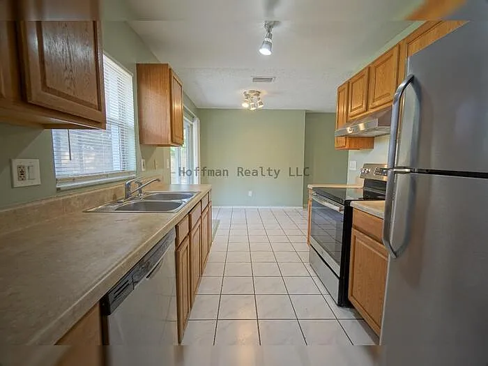 5117 Ellendale Ave — Photo 7