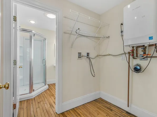 37 Water St, Concord, MA 01742