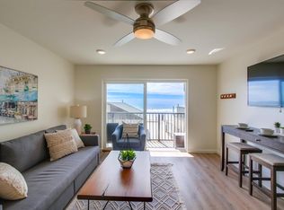 214 S The Strand #B, Oceanside, CA 92054