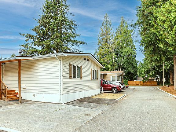 2nd image of 3931 198th St #2